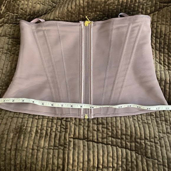 Lavender Corset Waist Trainer - Picture 3 of 6